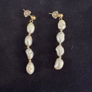 Freshwater pearl earrings, 1 3/4 inches, like new